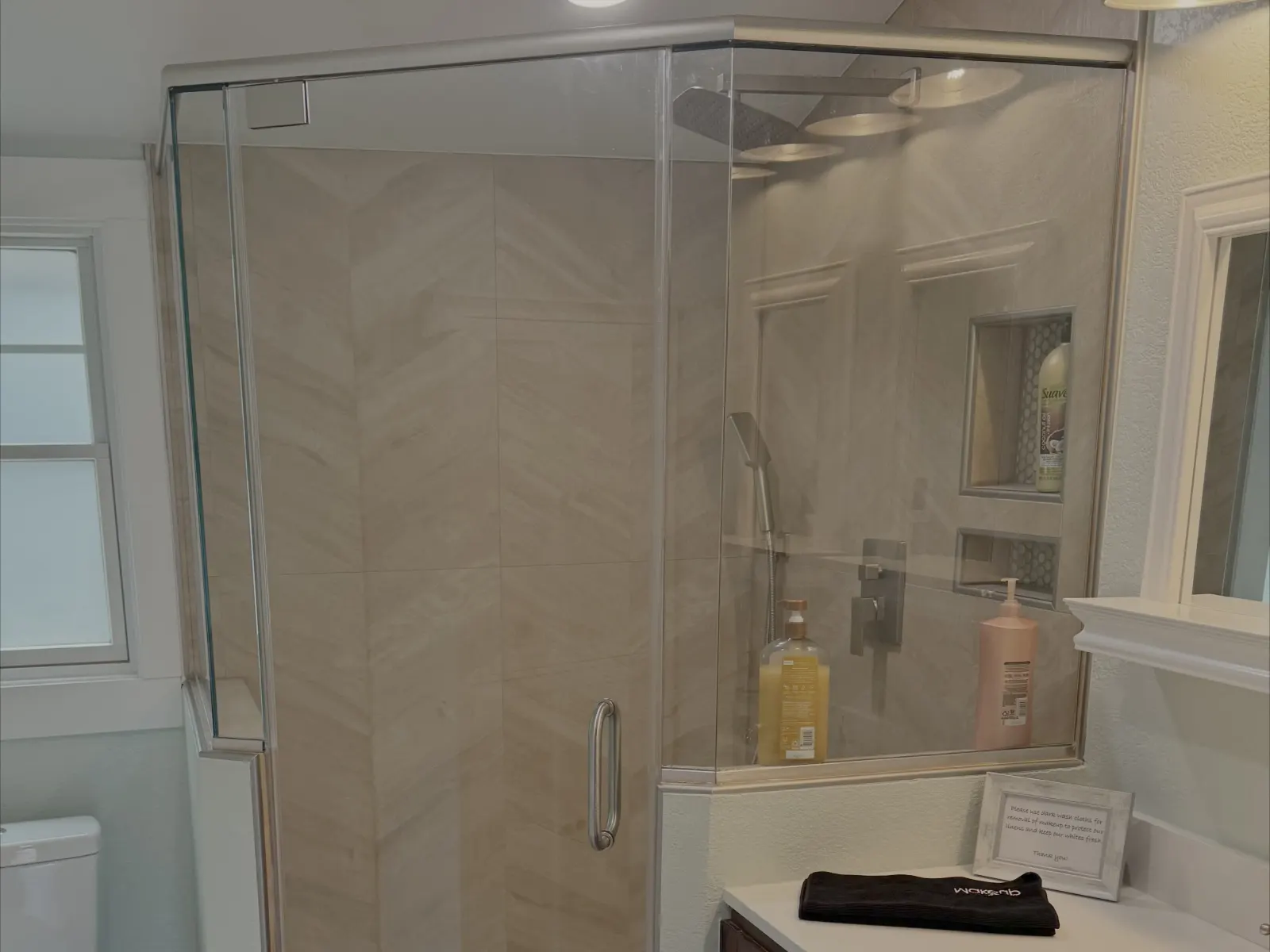Custom Interiors project photograph